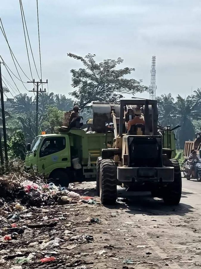 Bupati Labuhanbatu Perintahkan Camat Ransel dan Ratu Siapkan Depo Sampah