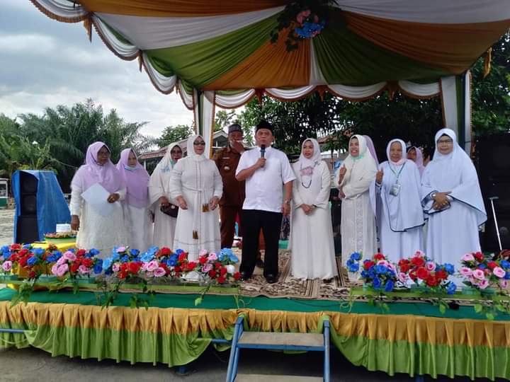 Hadiri Milad Wirid Yasin Akbar Rantau Selatan, Bupati Labuhanbatu Ingin Persatukan Kaum Ibu