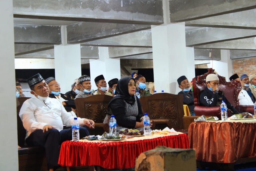 Wakil Bupati Labuhanbatu Peringati Maulid Nabi Muhammad SAW Bersama Masyarakat Sidorejo