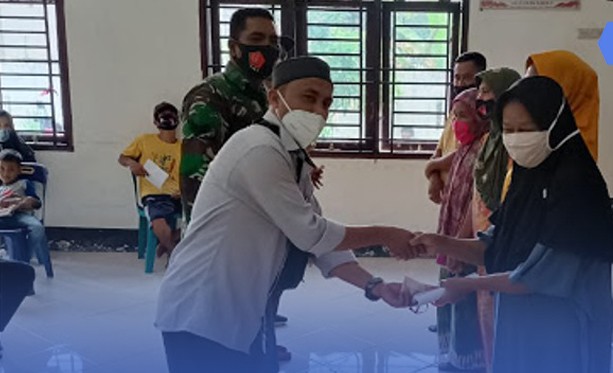 Warga Kecamatan Pangkatan Terima BLT Tahap Pertama